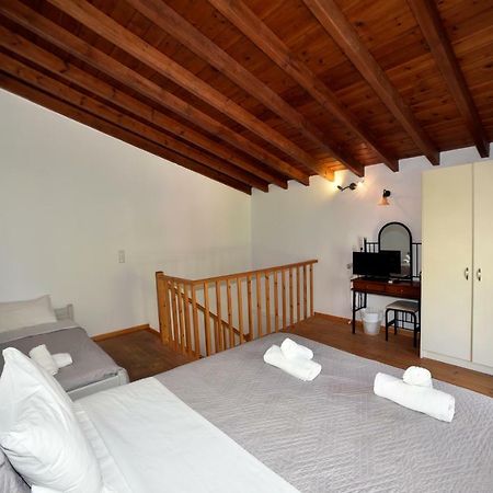 Olive Press Hotel & Apartments Митимна Екстериор снимка