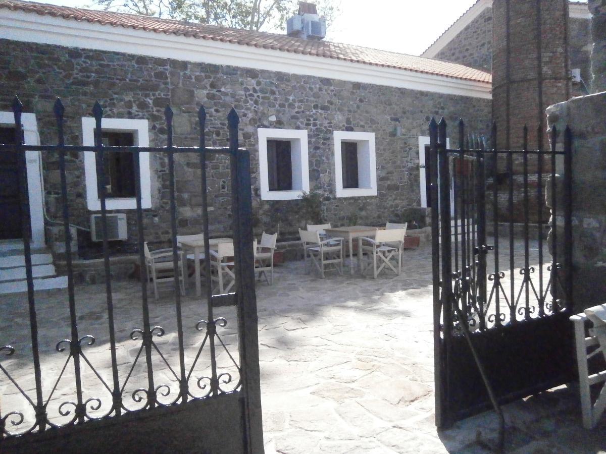 Olive Press Hotel & Apartments Митимна Екстериор снимка