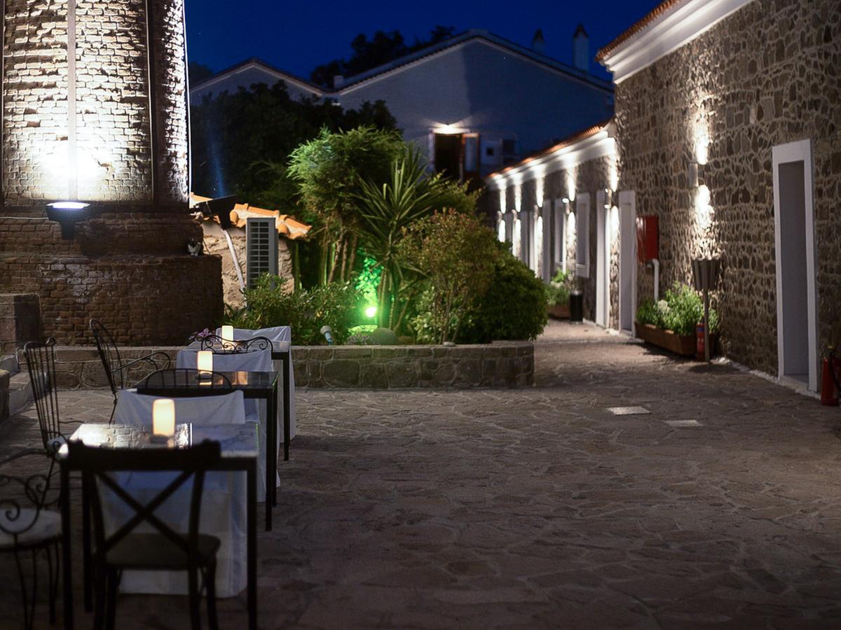 Olive Press Hotel & Apartments Митимна Екстериор снимка