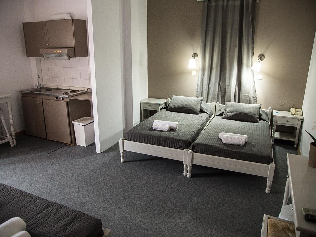 Olive Press Hotel & Apartments Митимна Екстериор снимка